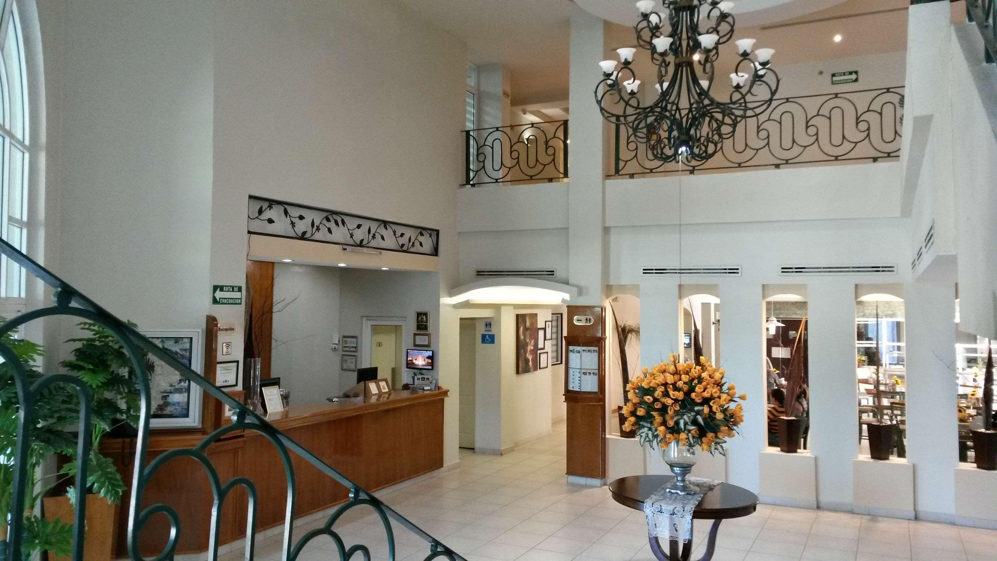 Best Western Bazarell Inn Montemorelos Zewnętrze zdjęcie
